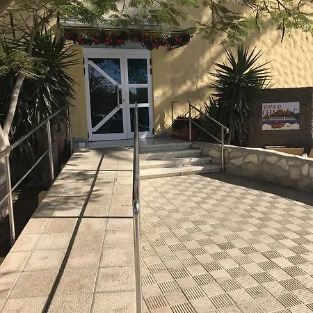 شقة Bamboli Holidays Montana Amarilla